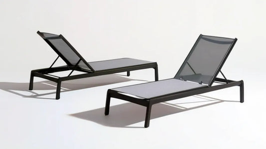 Zestaw 2 regulowanych leżaków ogrodowych z aluminium i tkaniny Textilene, czarno-szary, 190 × 65 × 30 cm