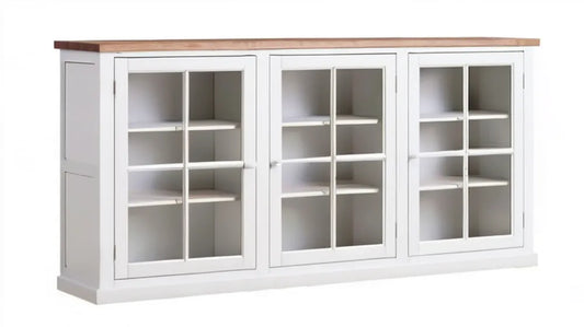 Biały kredens trzyskrzydłowy z przeszklonymi drzwiami i sosnowym blatem 150 x 40 x 90 cm